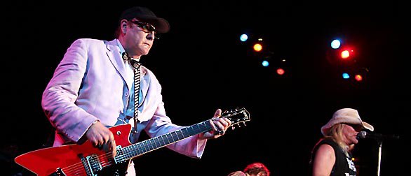 CheapTrick2009-07-27WheelfestBarrymoreTheatreMadisonWI (1).jpg